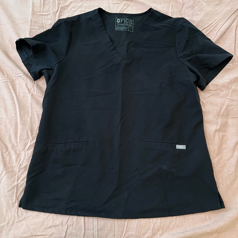 Figs Casma 3 Pocket Scrub Top Black